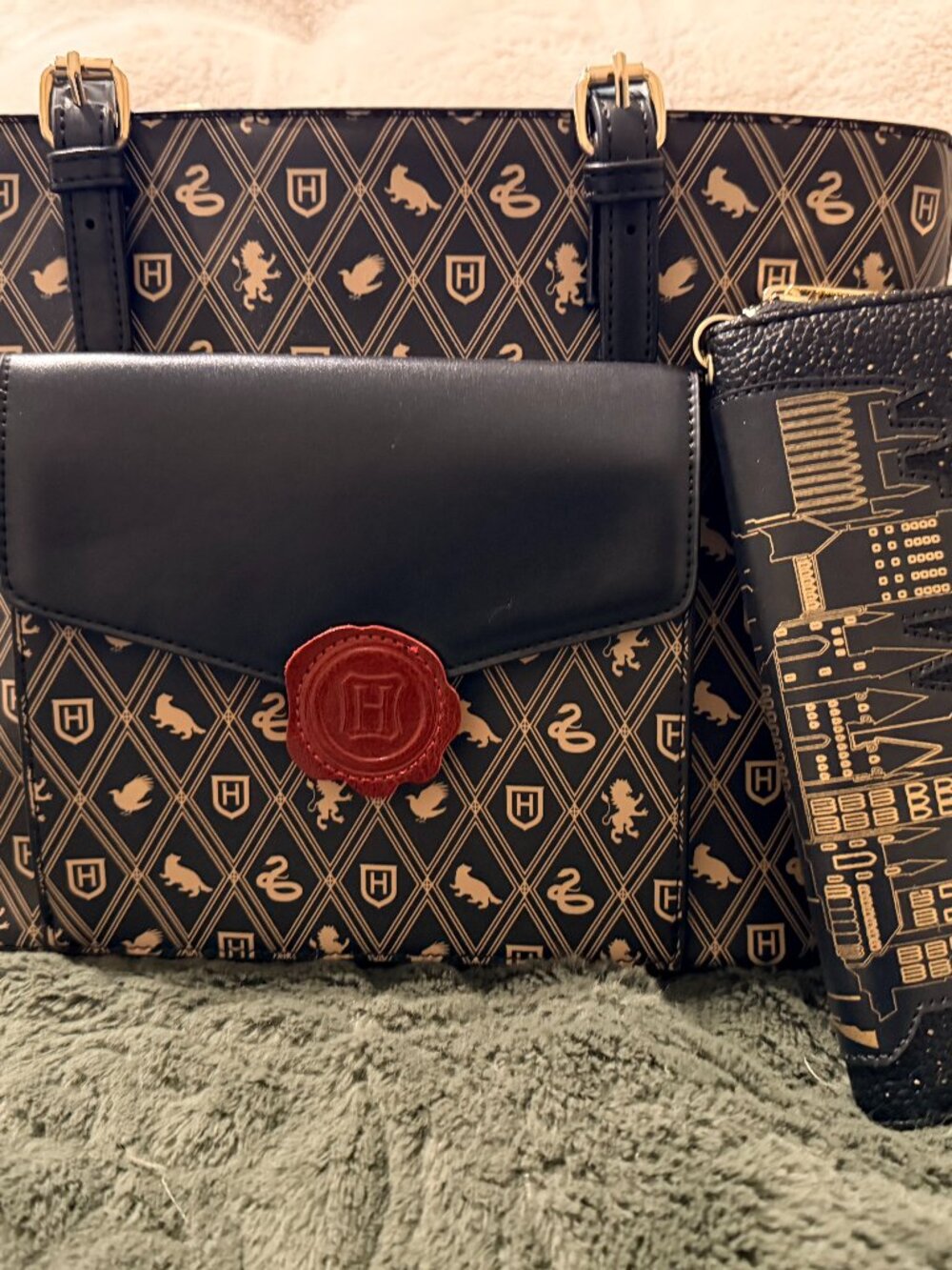 Bradford Exchange Harry Potter pocketbook and matching wallet BRAND NEW